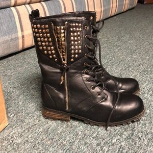 3 for $20✨ gold studded combat boots